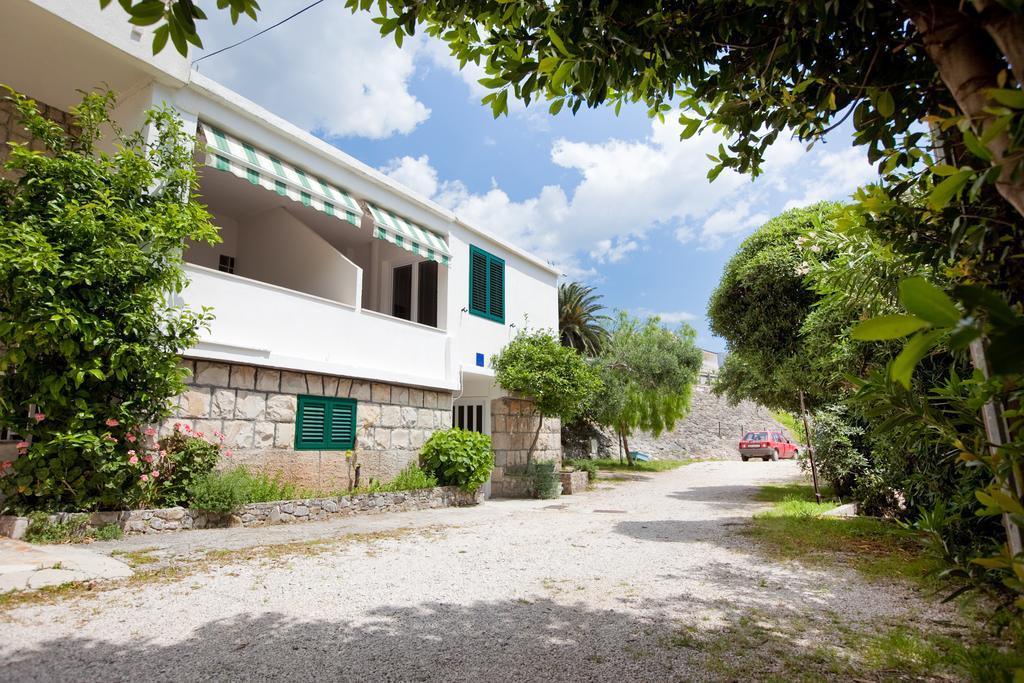 Apartments Smiljka Tučepi Exteriör bild