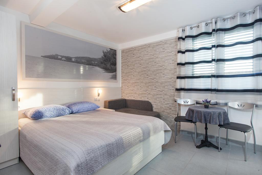 Apartments Smiljka Tučepi Exteriör bild